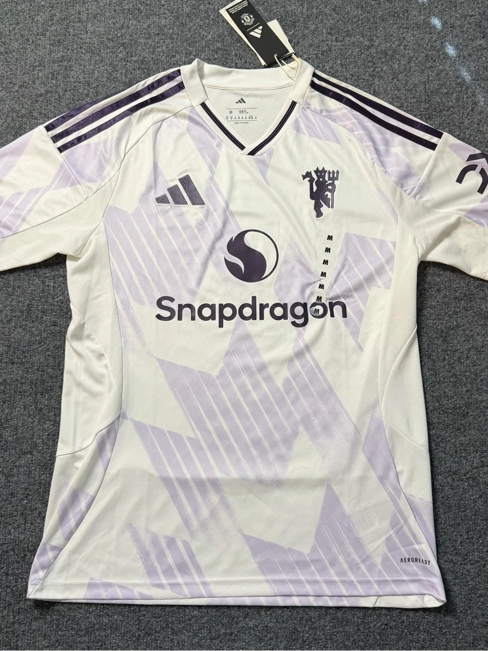 Manchester United 25 Licensed Away Jersey White Purple Men’s Medium NWT